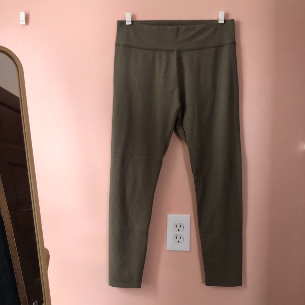 LAST CALL - aerie chill leggings